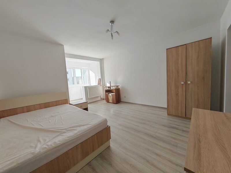 Titan Nicolae Grigorescu, magazin Supeco,