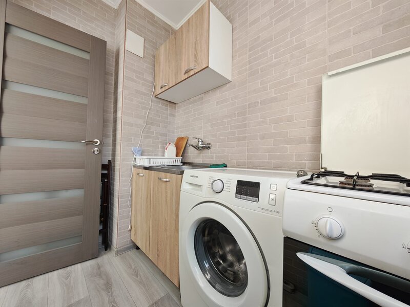 Titan Nicolae Grigorescu, magazin Supeco,